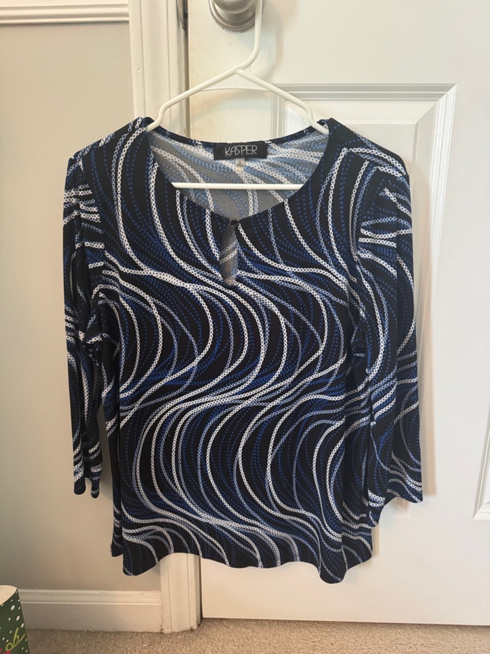 Kasper Navy and White Wave-Print Long Sleeve Keyhole Top